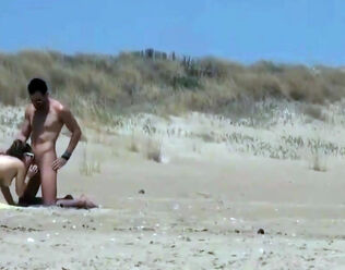 Strangers joined for boning duo on the beach
