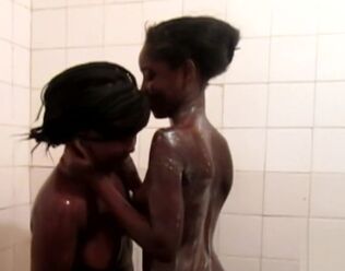 African Dykes Have a go Hot Shower Prizefight